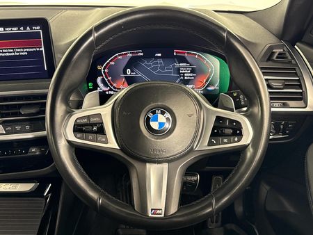 2022-BMW-X3-xDrive20d_10