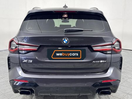 2022-BMW-X3-xDrive20d_16