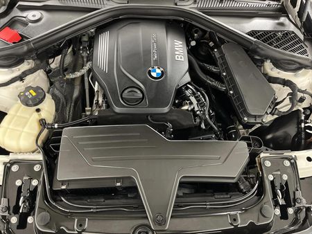 2016-BMW-1-Series-120d-5-dr-Sport-Line-Auto_11