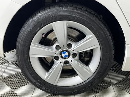 2016-BMW-1-Series-120d-5-dr-Sport-Line-Auto_7