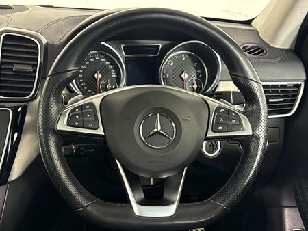 2016-Mercedes-Benz-GLE-Coupe-350d-4Matic_12