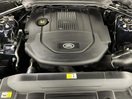 2019-Land-Rover-Range-Rover-Sport-30-D-HSE-190kW_12