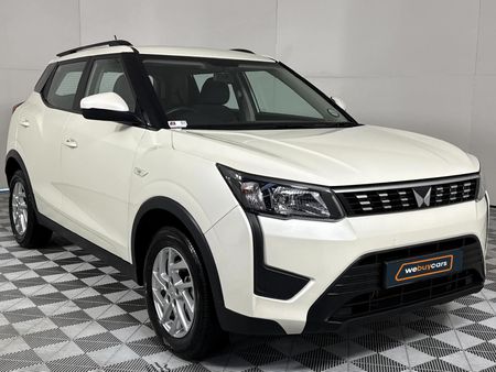 2024-Mahindra-XUV-300-12T-W6_15
