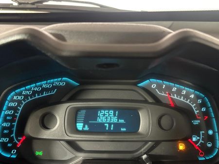 2013-Chevrolet-Utility-14-Sport_1