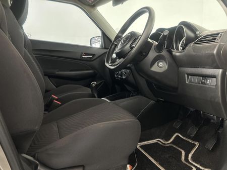 2023-Suzuki-Swift-12-GL_9
