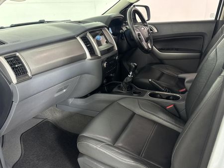 2017-Ford-Everest-22-TDCi-XLT_8