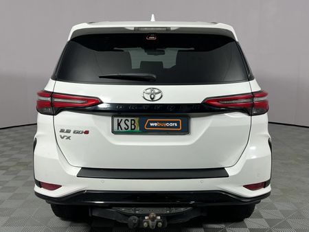 2024-Toyota-Fortuner-28-GD-6-VX-Auto_15