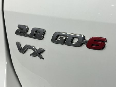 2024-Toyota-Fortuner-28-GD-6-VX-Auto_8