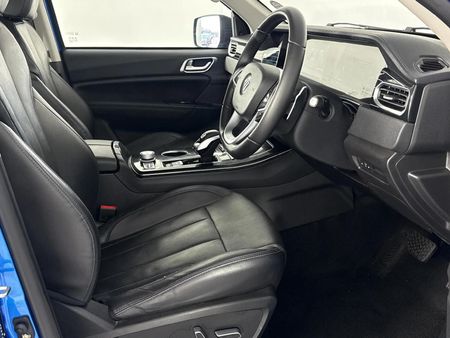2025-Foton-Tunland-20T-G7-Luxury-Double-Cab-Auto_9