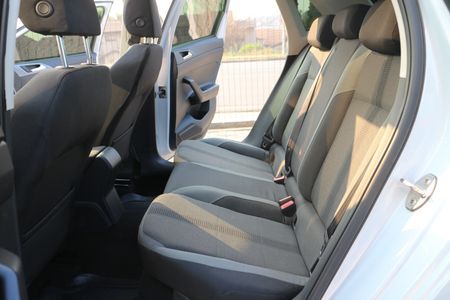 2019-Volkswagen-Polo-10-TSI-Highline-Auto-85kW_13