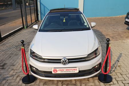 2019-Volkswagen-Polo-10-TSI-Highline-Auto-85kW_2