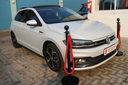 2019-Volkswagen-Polo-10-TSI-Highline-Auto-85kW_4