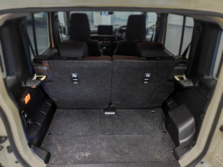 2025-Suzuki-Jimny-15-GLX-AllGrip-5-Door_8