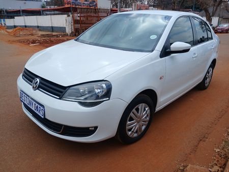 2017-Volkswagen-Polo-Vivo-GP-14-Trendline-5-dr_1