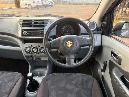 2009-Suzuki-Alto-10_3