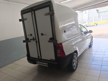 2019-Nissan-NP200-15-dCi-Safety-Pack_1