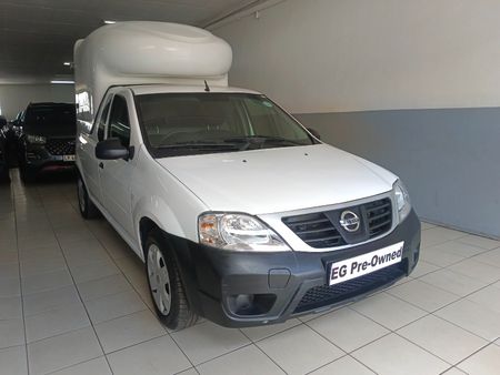 2019-Nissan-NP200-15-dCi-Safety-Pack_3