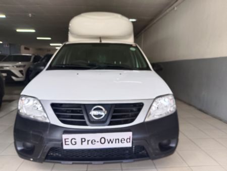 2019-Nissan-NP200-15-dCi-Safety-Pack_4