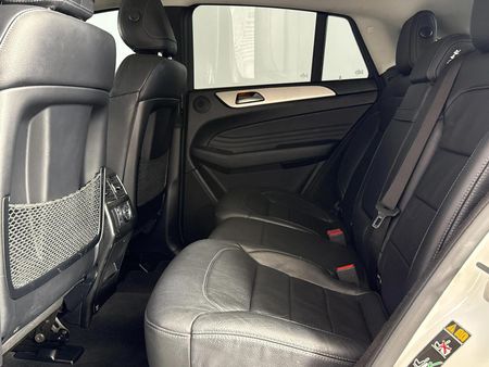 2018-Mercedes-AMG-GLE-Coupe-450-43-AMG-4Matic_3
