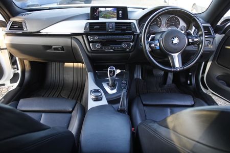 2014-BMW-4-Series-435i-Coupe-M-Sport_9