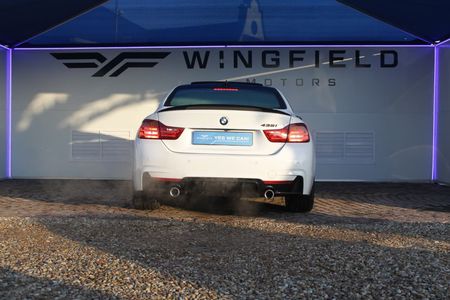2014-BMW-4-Series-435i-Coupe-M-Sport_4