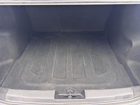 2016-Chevrolet-Sonic-16-LS_12