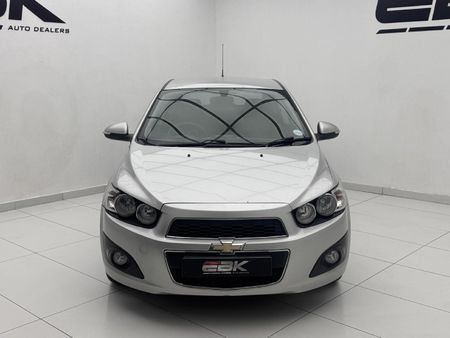 2016-Chevrolet-Sonic-16-LS_1