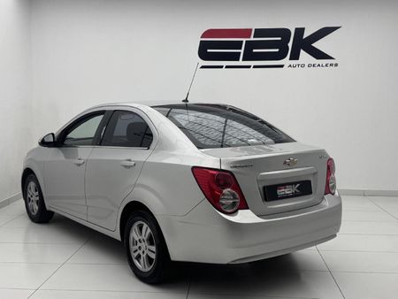2016-Chevrolet-Sonic-16-LS_3
