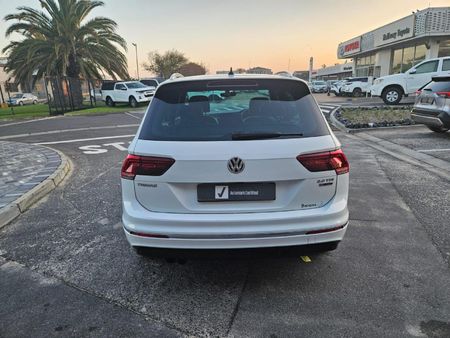 2017-Volkswagen-Tiguan-20-TDI-Highline-4Motion-Auto_6