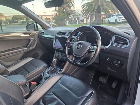 2017-Volkswagen-Tiguan-20-TDI-Highline-4Motion-Auto_7