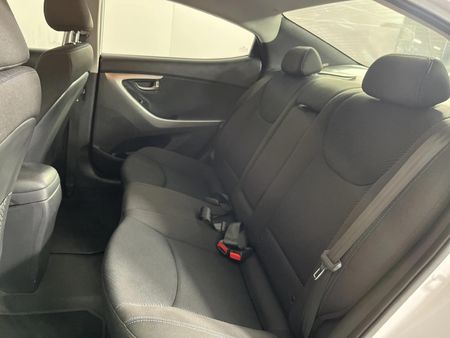 2013-Hyundai-Elantra-16-GLS-Premium_3
