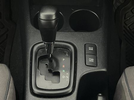 2020-Toyota-Hilux-24-GD-6-Raised-Body-SRX-Auto-Double-Cab_10