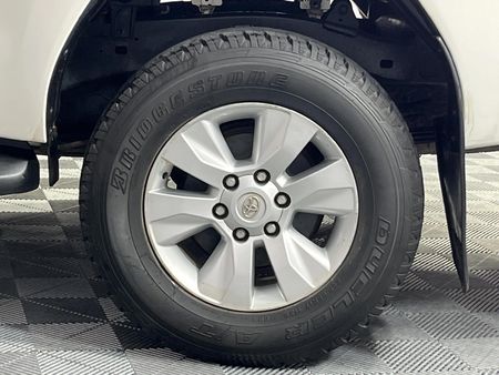2020-Toyota-Hilux-24-GD-6-Raised-Body-SRX-Auto-Double-Cab_6