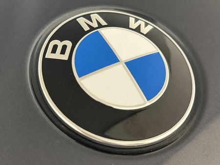 2021-BMW-3-Series-320i-M-Mzansi-Edition-Auto-g20_11