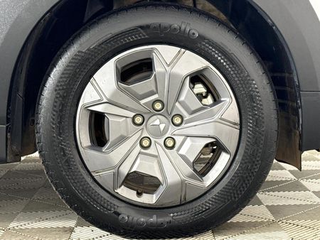 2025-Mahindra-XUV-3XO-12T-MX3-Auto_5
