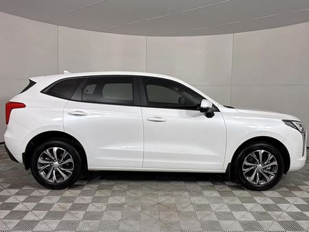 2022-Haval-Jolion-15T-City_17