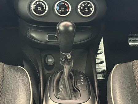 2017-Fiat-500X-14T-Cross_10