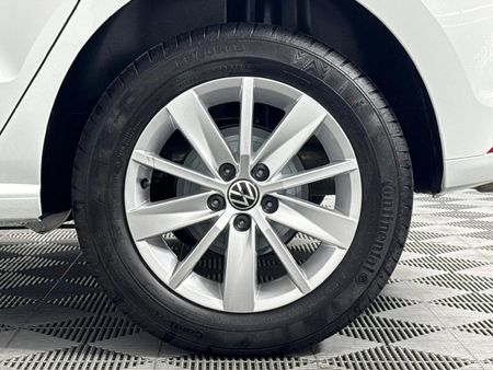 2025-Volkswagen-Polo-Vivo-14_6