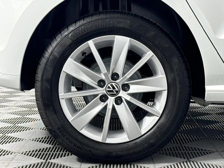 2025-Volkswagen-Polo-Vivo-14_7