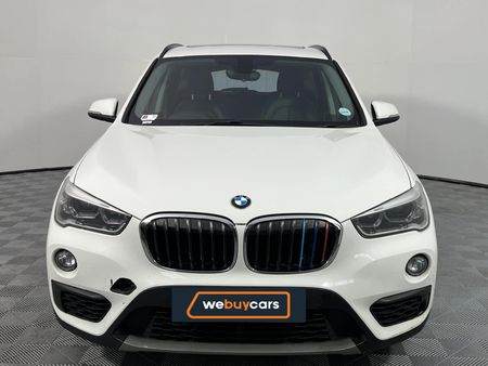 2016-BMW-X1-sDrive18i-Auto_14