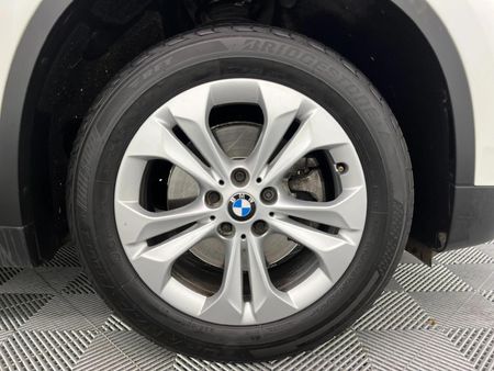 2016-BMW-X1-sDrive18i-Auto_5