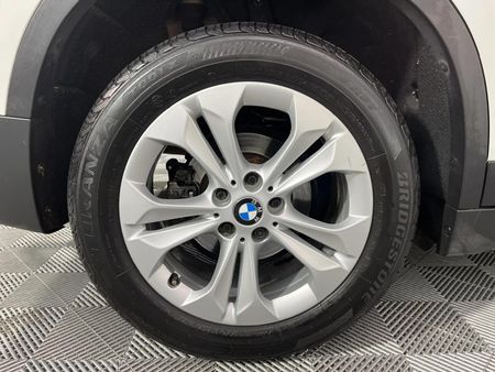 2016-BMW-X1-sDrive18i-Auto_6