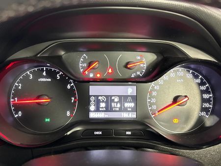 2022-Opel-Crossland-X-12T-GS-Line-Auto_2