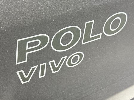 2024-Volkswagen-Polo-Vivo-16-Comfortline-Auto-5-dr_11