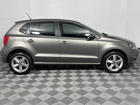 2024-Volkswagen-Polo-Vivo-16-Comfortline-Auto-5-dr_17