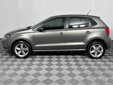 2024-Volkswagen-Polo-Vivo-16-Comfortline-Auto-5-dr_19