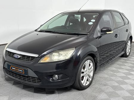 2010-Ford-Focus-18-Si-5-dr_0