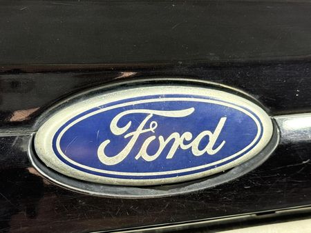 2010-Ford-Focus-18-Si-5-dr_11