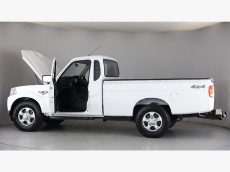 2025-Mahindra-Pik-Up-22-mHawk-S4-4x4-Single-Cab_4