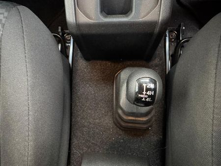 2026-Suzuki-Jimny-15-GLX-AllGrip-5-Door-Auto_16